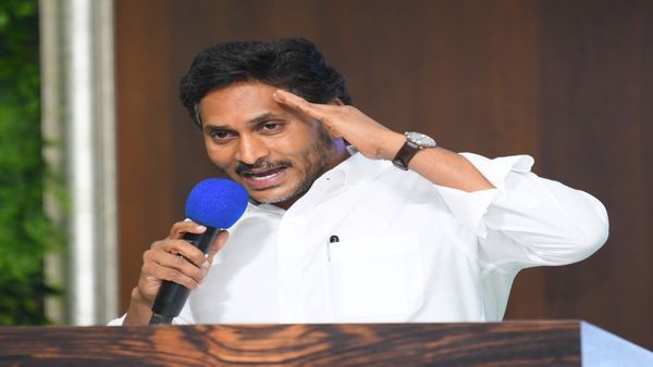 క్లైమాక్స్ కు తెచ్చారు, నేనే వస్తున్నా - జగన్ కీలక నిర్ణయం..!!