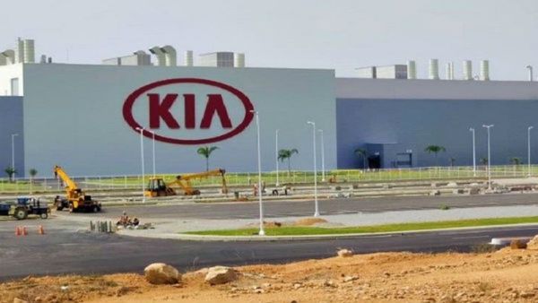KIA Cars: ఏపీ కియా కార్ ప్లాంట్లో భారీ చోరీ..! ఏకంగా 900 ఇంజన్లు మాయం..!