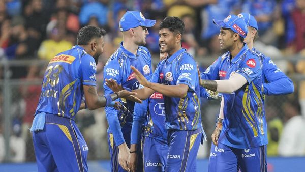 ఎవడ్రా నువ్వు.. మా రాజుగారికే ఎసరు పెట్టావ్: రూ.30 లక్షలకు 4 వికెట్లు