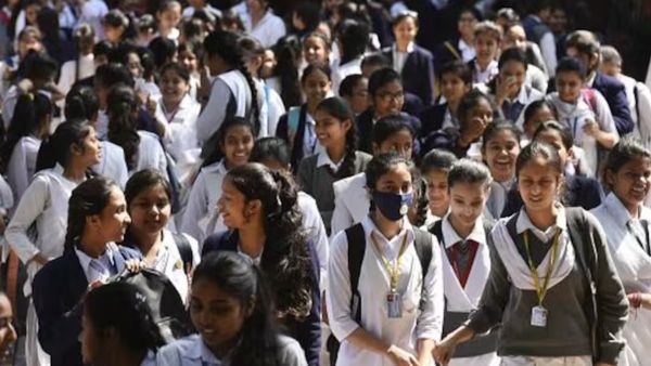 AP 10th Results: ఏపీలో పదో తరగతి రిజల్ట్స్ వచ్చేశాయ్.. ఎలా చెక్ చేసుకోవాలంటే ?