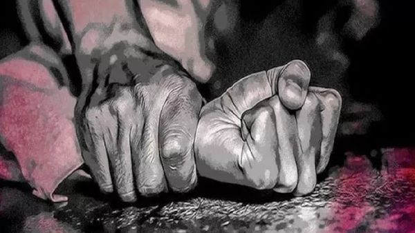 ఇస్లాం లోకి మారాలంటూ.. అక్కాచెల్లెళ్లపై అత్యాచారం.. ఎక్కడంటే ?