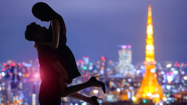 శృంగారంలో పాల్గొనడానికి 36 గంటల పాటు ఉద్యోగులకు సెలవు ప్రకటించిన ప్రభుత్వం