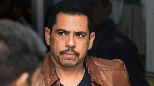 ఫ్యామిలి ఫ్యామిలీ మొత్తం ఈడీ గుప్పిట్లో- సోనియా అల్లుడికి సమన్లు: రేపే..