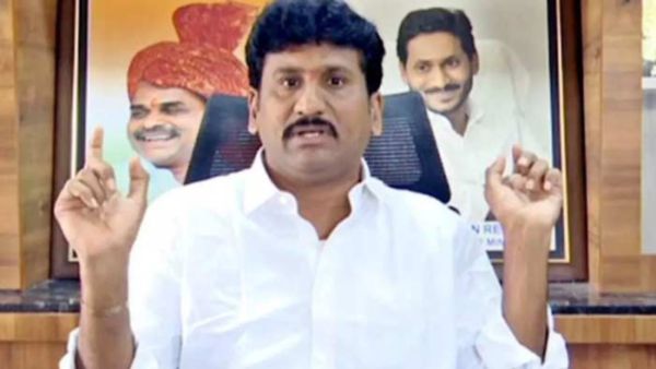 వైసీపీకి బిగ్ షాక్.. తోపుదుర్తిపై కేసు నమోదు చేసిన పోలీసులు 