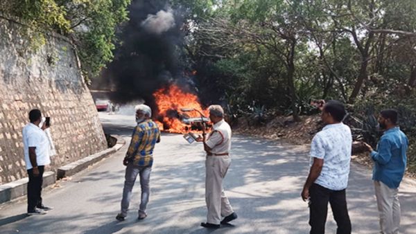 తిరుమలలో తృటిలో తప్పిన భారీ ప్రమాదం