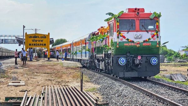 తిరుపతి- రామేశ్వరం ఎక్స్‌ప్రెస్: కొత్త పాంబన్ బ్రిడ్జి మీదుగా