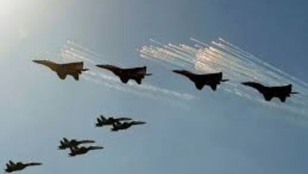 Indo-Pak War: యుద్ధం దిశగా మరో అడుగు- రేపు పాకిస్తాన్ సరిహద్దుల్లో విమానాలు ...!