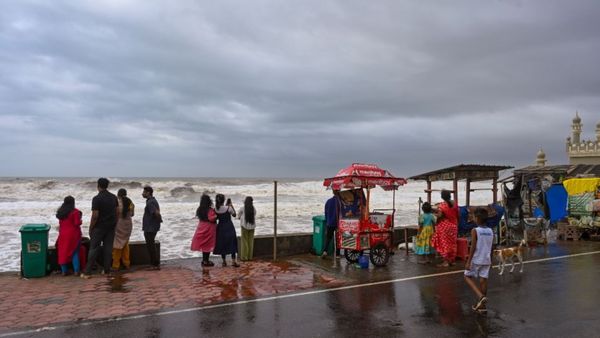 బంగాళాఖాతంలో నైరుతి- ఏపీలో భారీ వర్షాలు