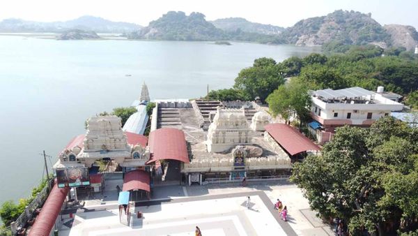 కాకతీయుల కాలంనాటి భద్రకాళి చెరువులో నక్షత్ర వనాలు, ఐల్యాండ్స్.. కానీ కొత్త ఆందోళన!