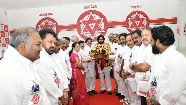  సొంత పార్టీలో ఆ ఎమ్మెల్యేలపై పవన్ సీరియస్ - సంచలన నిర్ణయం..!!