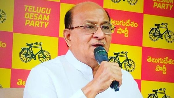 ఎవరో కన్న బిడ్డకు తండ్రిని తానే చెప్పుకున్నట్టు ఉంది..సొంత పార్టీపై  గోరంట్ల బుచ్చయ్య చౌదరి కామెంట్స్