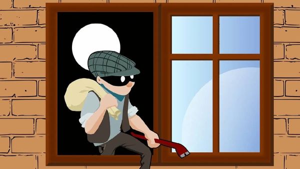 హైదరాబాద్‌లో భారీ చోరీ... 75 తులాల బంగారం, రూ.2.50 లక్షల నగదు మాయం !