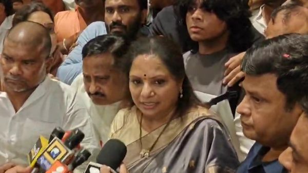 లేఖ రాసింది నిజమే.. కేసీఆర్ దేవుడు కానీ..? - ఎమ్మెల్సీ కవిత 