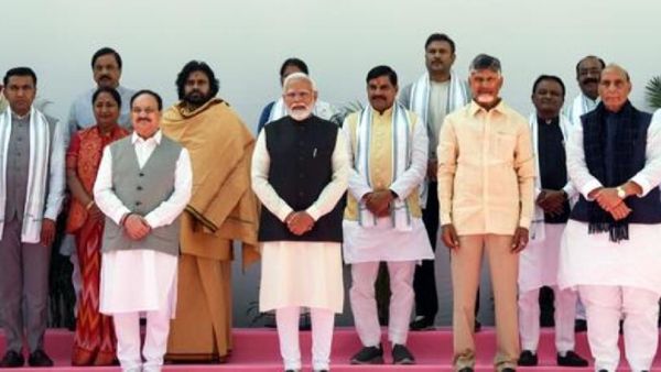 నేడు ఎన్డీయే సీఎంలు, డిప్యూటీ సీఎంలతో ప్రధాని భేటీ... కారణం అదే ?