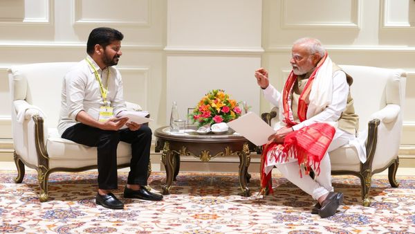 రేవంత్ డిమాండ్ల చిట్టా: హైదరాబాద్ కు రీజినల్ రైల్వే లైన్..!!
