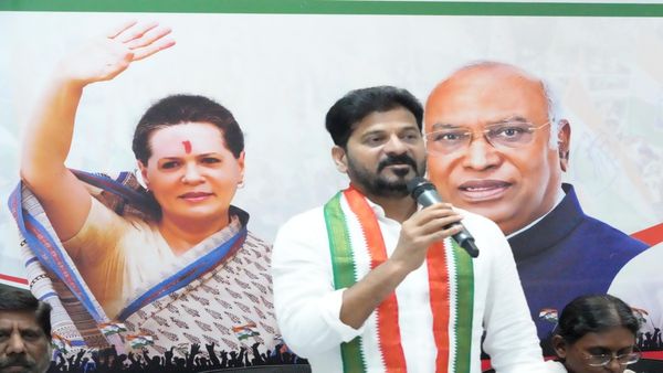 స్థానిక సంస్థల ఎన్నికలపై సీఎం రేవంత్ కీలక నిర్ణయం.. ప్రక్షాళన షురూ..