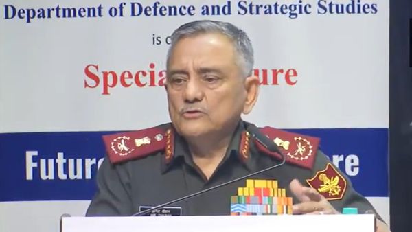 భారత్ మోకరిల్లేలా, రక్తమోడేలా చేయాలనుకున్న పాక్- సీడీఎస్ సంచలనం