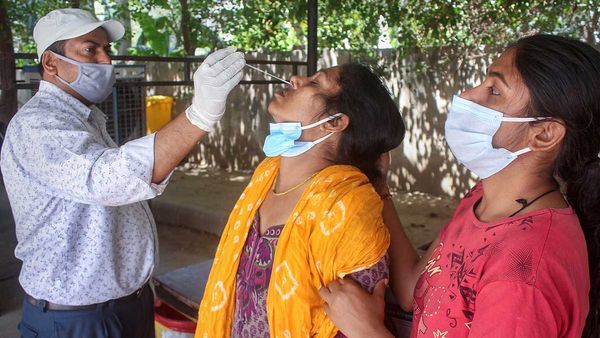 తెలుగు రాష్ట్రాలలో కోవిడ్ కలకలం, ఒక్క సారిగా - తాజా మార్గదర్శకాలు..!!