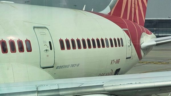 చెత్త ఫ్లైట్.. అన్నీ సమస్యలే-క్రాష్ కు ముందు ప్రయాణికుడి వీడియో వైరల్..!