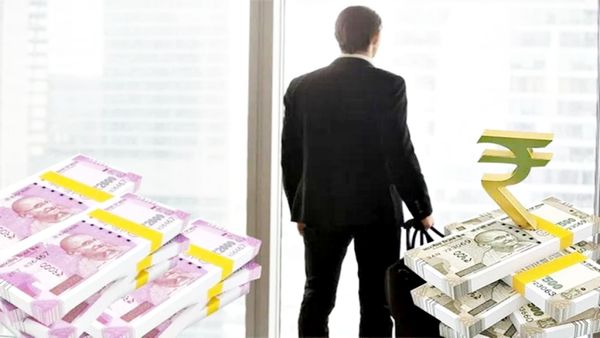 భారత్ ను వీడుతున్న 3,500 మంది 