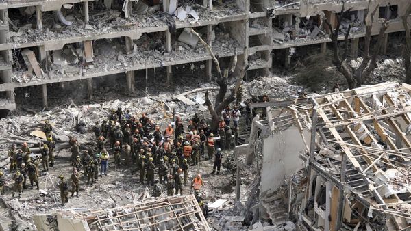 Iran-Israel War: ఇజ్రాయెల్‌పై ఇరాన్ ప్రతీకారం.. 10 నగరాలపై క్షిపణుల వర్షం 
