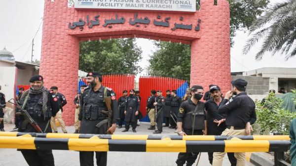 భూకంప భయం.. జైలు నుంచి 200 మందికి పైగా ఖైదీలు జంప్..!