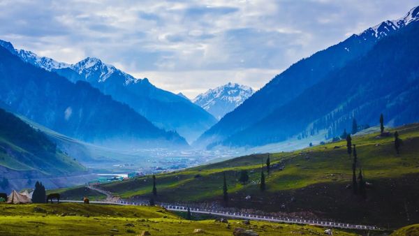 జమ్మూ & కాశ్మీర్‌లో కొత్త శకం మొదలు