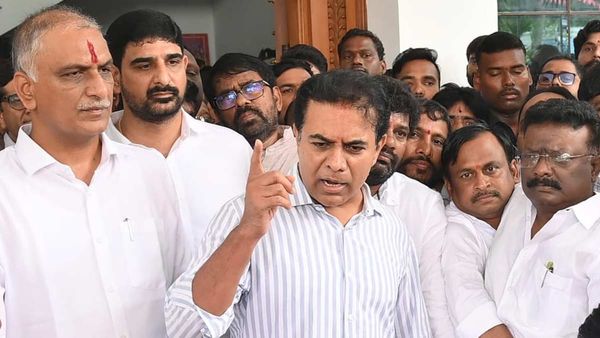 విచారణ వేళ అరెస్ట్ పై కేటీఆర్ కు ఉన్న సమాచారం ఏంటి, ఉత్కంఠ..!?