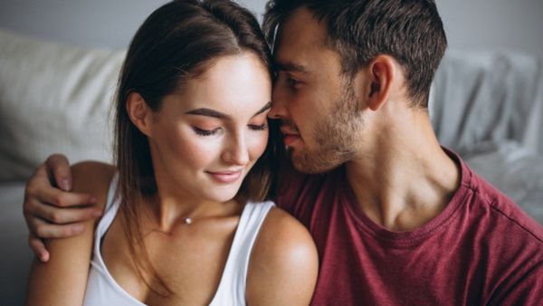 లవర్‌ని చూడగానే అబ్బాయిలకే కలిగే మొదటి ఫీలింగ్‌ అదేనట.. !