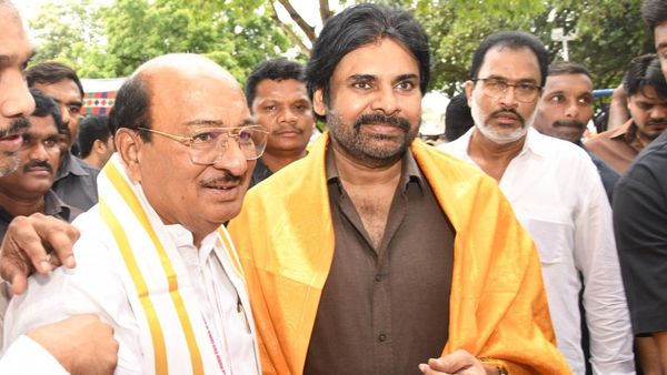 గోరంట్ల అవమానాన్ని పవన్ మర్చిపోలేకపోతున్నారా ? నవ్వుతూనే చురకలు..!