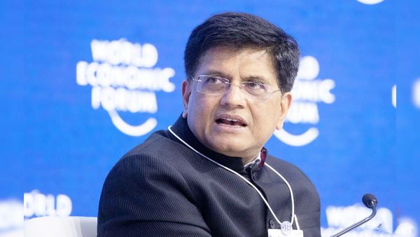 ఏపీలో పీయూష్ గోయల్ కు తప్పిన పెను ప్రమాదం.. హెలికాప్టర్ అత్యవసర నిలిపివేత..