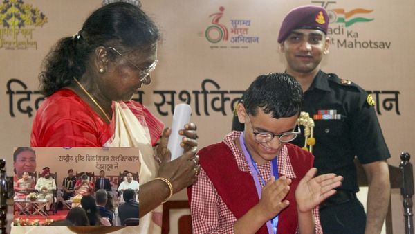 బర్త్‌డే నాడే కంటతడి పెట్టిన రాష్ట్రపతి ద్రౌపది ముర్ము.. వీడియో వైరల్