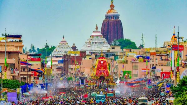 పూరీ జగన్నాథుడి రథయాత్ర తొక్కిసలాటలో ముగ్గురు భక్తులు దుర్మరణం