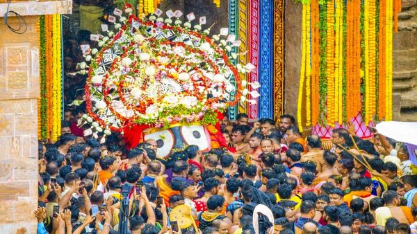 పూరీ జగన్నాథుడి రథయాత్రలో తొక్కిసలాట.. 500 మందికిపైగా గాయాలు..?