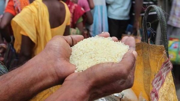 నేటినుండి మొదలైన మూడు నెలల రేషన్ జాతర!!