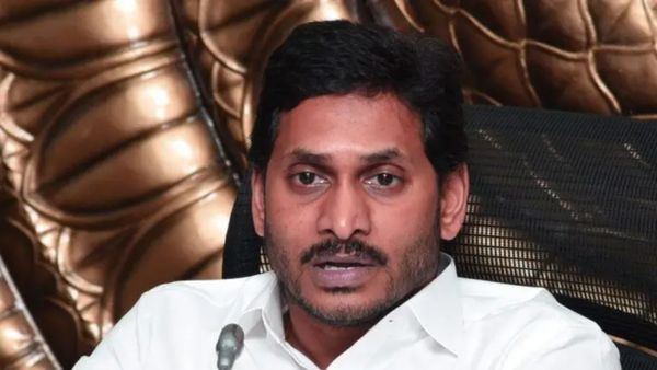 మందులు లేని మహమ్మారితో బాధపడుతున్న జగన్!