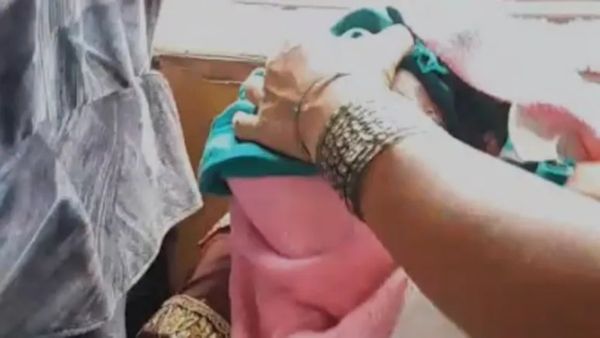 శిశువు చనిపోయిందని ప్రకటించిన డాక్టర్లు.. అంతక్రియల్లో లేచి ఏడవడంతో..