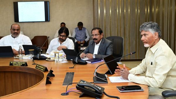 మంత్రులు అక్కడ ఫెయిల్ ? కేబినెట్లో బాబు అసంతృప్తి.. ! 1995 రిపీట్ వార్నింగ్..!