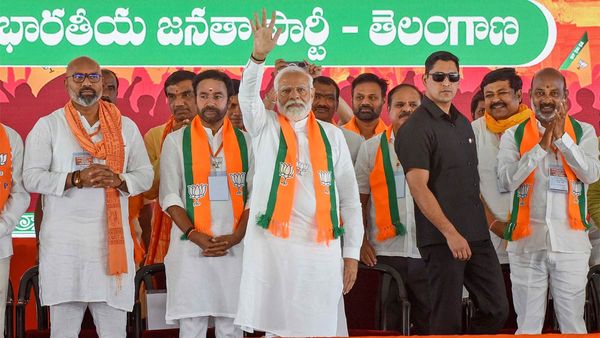 రాజాసింగ్ స్థానంలో ఫైర్ బ్రాండ్ కు బీజేపీ బాధ్యతలు..!!