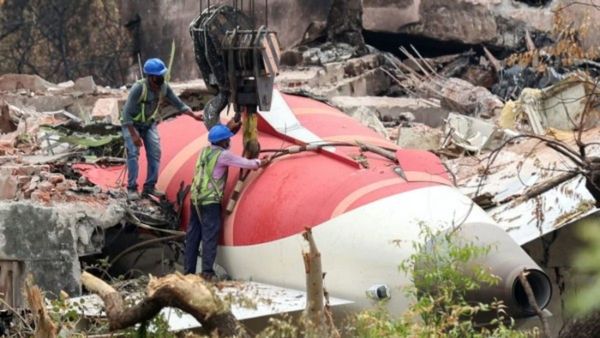 ఎయిర్ ఇండియా క్రాష్ లో మరో ట్విస్ట్..! మృతదేహాలు ఒకరికి బదులు మరొకరికి.. !