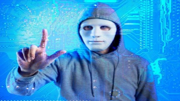 డీప్‌ ఫేక్‌ వీడియోను క్షణాల్లో గుర్తించే 'ఏఐ'.. సైబర్ నేరాలకు చెక్..!