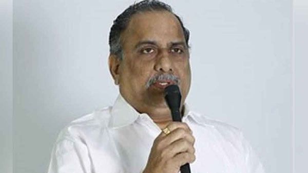 హుటాహుటిన ఎయిర్‌ అంబులెన్స్‌లో హైదరాబాద్‌కు ముద్రగడ..!!