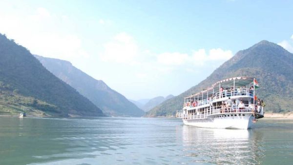 ఏపీ సర్కారు షాకింగ్ డిసిషన్.. ఆ యాత్రకు బ్రేక్ !