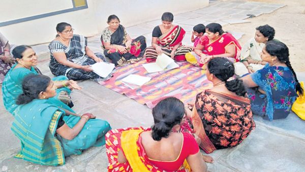 ఏపీలో డ్వాక్రా మహిళలకు గుడ్ న్యూస్.. 