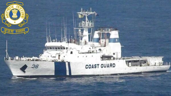 GOVT JOBS: ఇంటర్ అర్హతతో నెలకు రూ. 1.2 లక్షల జీతం ఇచ్చే జాబ్స్