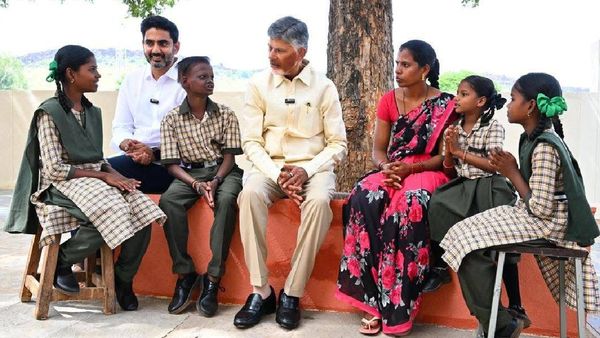 చిన్నారి కోరిక  నెరవేర్చిన సీఎం చంద్రబాబు..