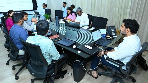 ఏపీలో విద్యార్ధులకు మంత్రి లోకేష్ తీపికబురు.. !
