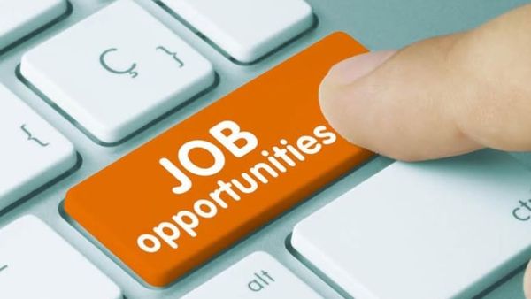 నిరుద్యోగులకు ఏపీపీఎస్సీ తీపికబురు.. 691 పోస్టులు DON'T MISS !