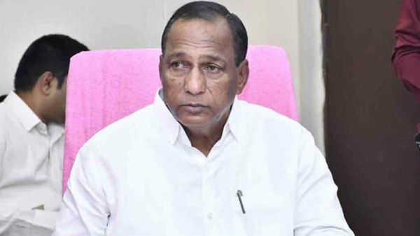 మాజీ మంత్రి మల్లారెడ్డికి బిగ్ షాక్.. ఐటీ సోదాలు !