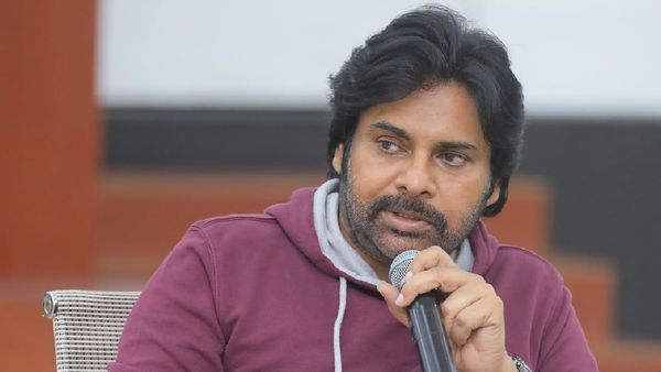 పవన్ కల్యాణ్ కెరీర్‌లోనే భారీ డిజాస్టర్ సినిమా బాసూ ఇది..!